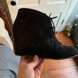 Black Arizona Oxford Wedges